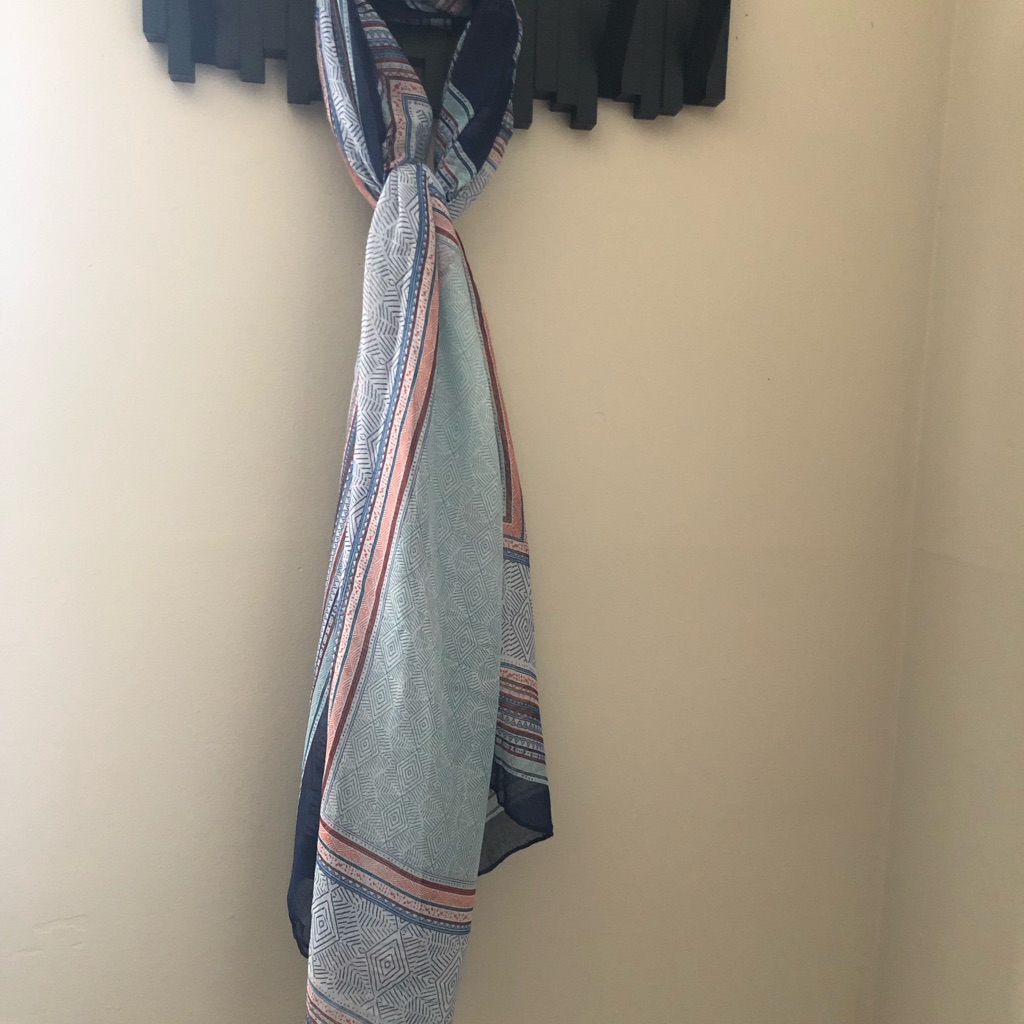 Thin Shawl